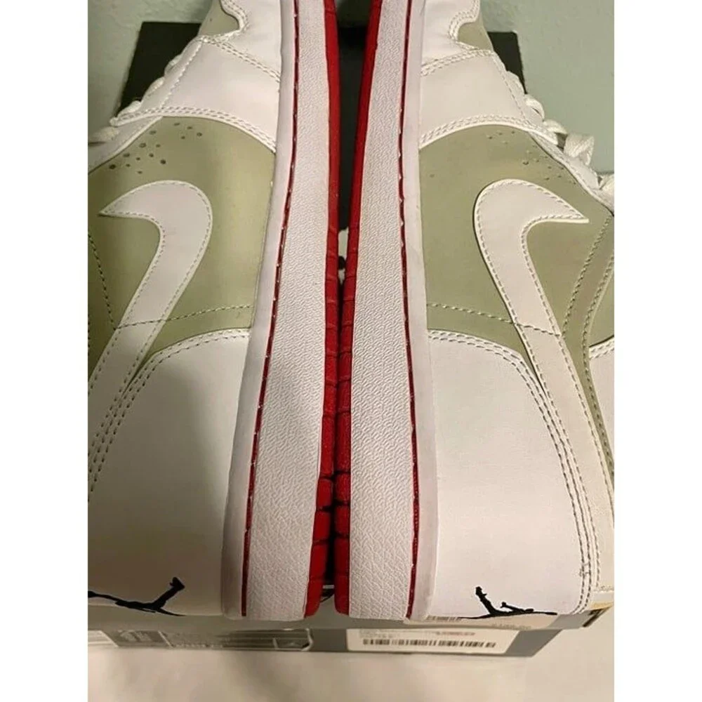 Jordan 1 Hare size 10.5 Men's Shoes Used 374454 011